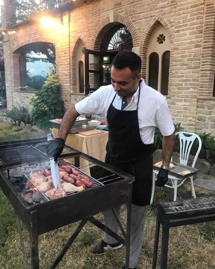 Hotel Lo Smeraldo Roccavivara Εξωτερικό φωτογραφία