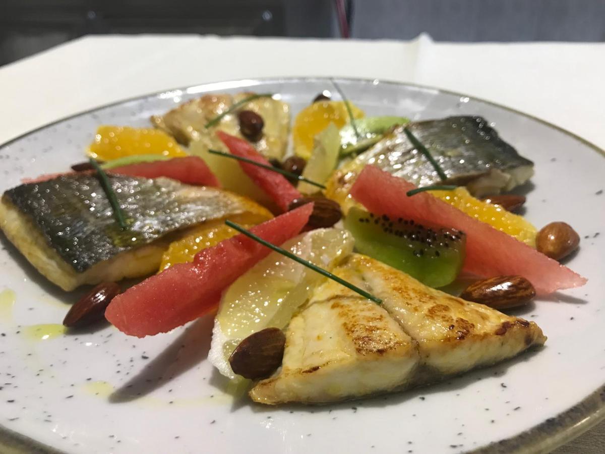 Hotel Lo Smeraldo Roccavivara Εξωτερικό φωτογραφία